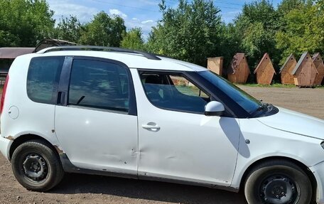 Skoda Roomster, 2014 год, 98 000 рублей, 2 фотография