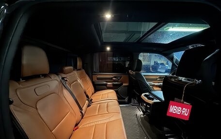 Rambler 1500, 2023 год, 10 300 000 рублей, 16 фотография