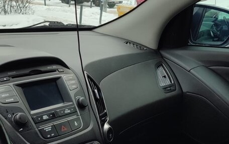 Hyundai ix35 I рестайлинг, 2015 год, 1 300 000 рублей, 9 фотография