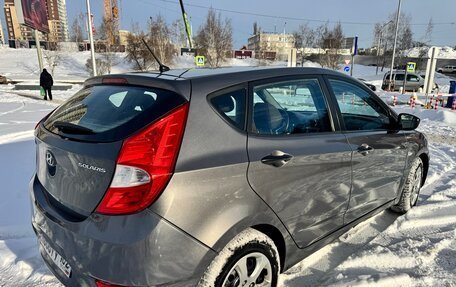 Hyundai Solaris II рестайлинг, 2012 год, 750 000 рублей, 3 фотография