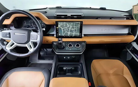 Land Rover Defender II, 2024 год, 11 435 000 рублей, 2 фотография