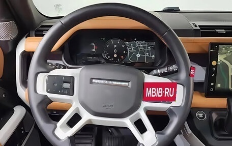 Land Rover Defender II, 2024 год, 11 435 000 рублей, 5 фотография