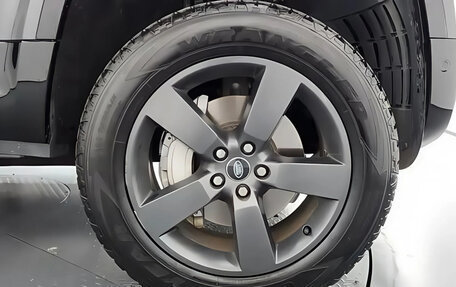 Land Rover Defender II, 2024 год, 11 435 000 рублей, 16 фотография