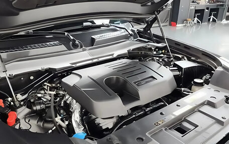 Land Rover Defender II, 2024 год, 11 435 000 рублей, 17 фотография