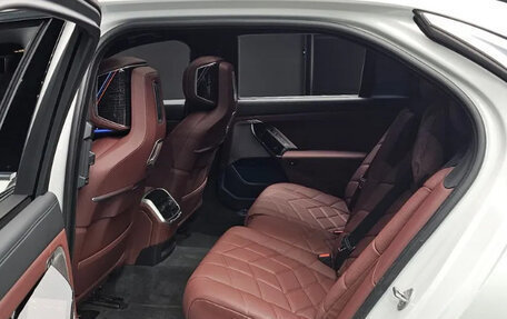 BMW 7 серия, 2024 год, 14 980 000 рублей, 10 фотография