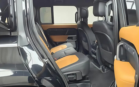 Land Rover Defender II, 2023 год, 10 220 000 рублей, 12 фотография