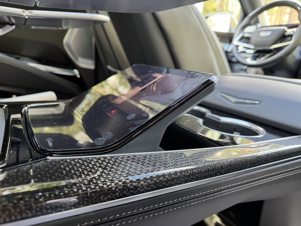 Cadillac Escalade V, 2025 год, 28 500 000 рублей, 36 фотография