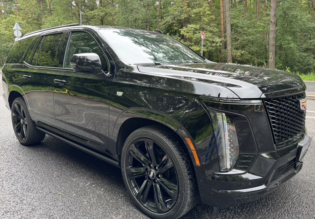 Cadillac Escalade V, 2025 год, 19 750 000 рублей, 1 фотография