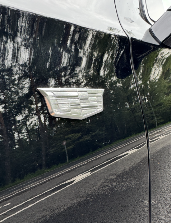 Cadillac Escalade V, 2025 год, 19 750 000 рублей, 18 фотография