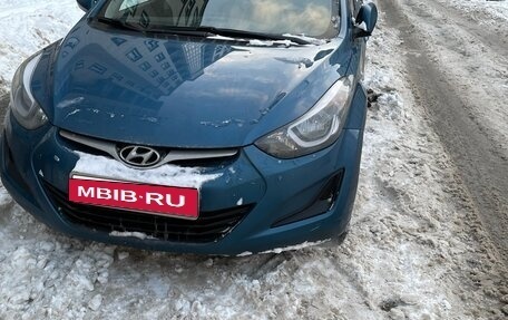 Hyundai Elantra V, 2015 год, 850 000 рублей, 1 фотография