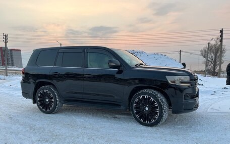 Toyota Land Cruiser 200, 2020 год, 9 200 000 рублей, 2 фотография