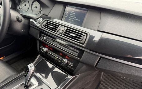 BMW 5 серия, 2010 год, 1 240 000 рублей, 13 фотография