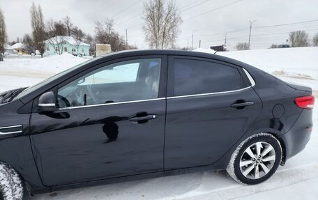 KIA Rio III рестайлинг, 2015 год, 1 030 000 рублей, 8 фотография