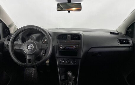 Volkswagen Polo VI (EU Market), 2010 год, 585 000 рублей, 8 фотография