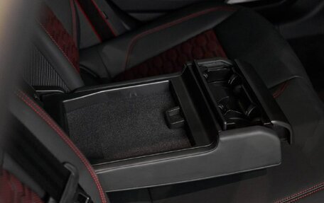 Audi RS 6, 2025 год, 19 900 000 рублей, 25 фотография