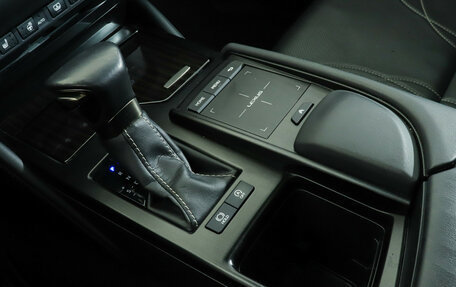 Lexus ES VII, 2019 год, 4 845 000 рублей, 20 фотография