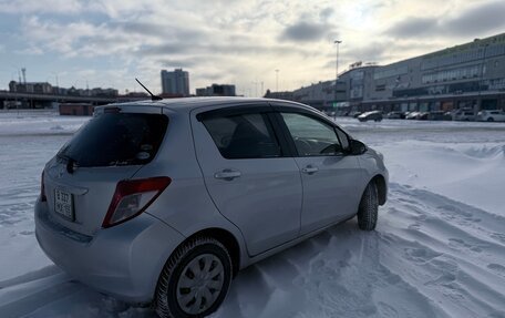 Toyota Vitz, 2012 год, 1 000 000 рублей, 6 фотография