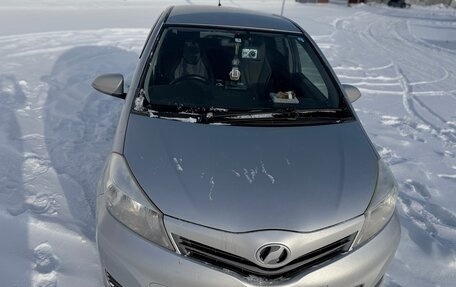 Toyota Vitz, 2012 год, 1 000 000 рублей, 12 фотография