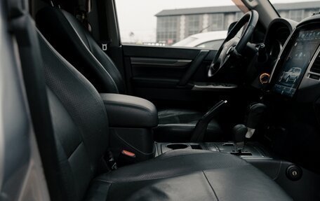 Mitsubishi Pajero IV, 2011 год, 2 500 000 рублей, 10 фотография