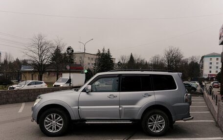 Mitsubishi Pajero IV, 2011 год, 2 500 000 рублей, 3 фотография