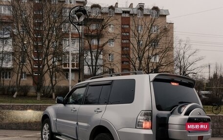 Mitsubishi Pajero IV, 2011 год, 2 500 000 рублей, 6 фотография