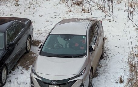 Toyota Prius IV XW50, 2017 год, 2 199 999 рублей, 3 фотография