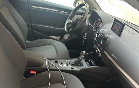 Audi A3, 2019 год, 2 200 000 рублей, 9 фотография