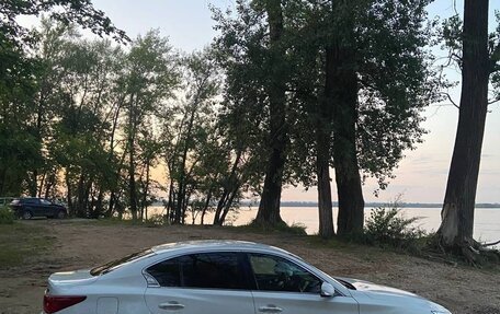 Infiniti Q50 I рестайлинг, 2015 год, 2 000 000 рублей, 3 фотография