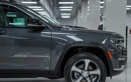 Jeep Grand Cherokee, 2023 год, 7 390 000 рублей, 10 фотография