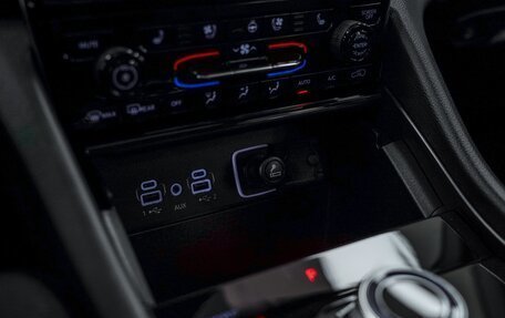 Jeep Grand Cherokee, 2023 год, 7 390 000 рублей, 30 фотография