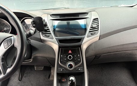 Hyundai Elantra V, 2015 год, 1 350 000 рублей, 13 фотография