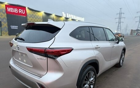 Toyota Highlander, 2025 год, 5 650 000 рублей, 16 фотография
