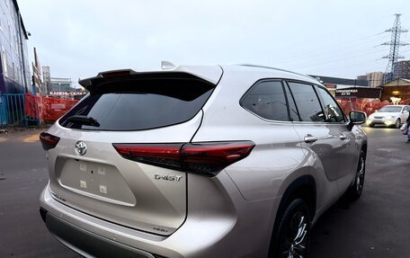 Toyota Highlander, 2025 год, 5 650 000 рублей, 20 фотография