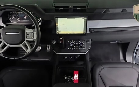 Land Rover Defender II, 2022 год, 8 800 000 рублей, 2 фотография