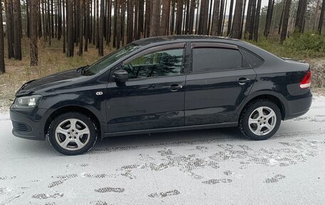 Volkswagen Polo VI (EU Market), 2013 год, 650 000 рублей, 1 фотография
