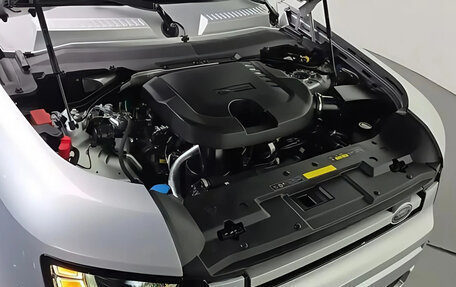 Land Rover Defender II, 2022 год, 8 800 000 рублей, 19 фотография