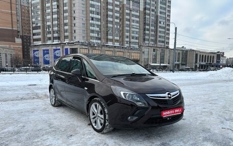 Opel Zafira C рестайлинг, 2014 год, 1 140 000 рублей, 1 фотография