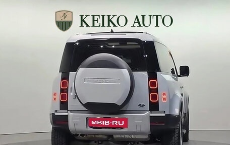 Land Rover Defender II, 2022 год, 8 800 000 рублей, 18 фотография