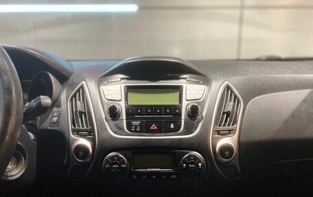 Hyundai ix35 I рестайлинг, 2012 год, 1 350 000 рублей, 15 фотография