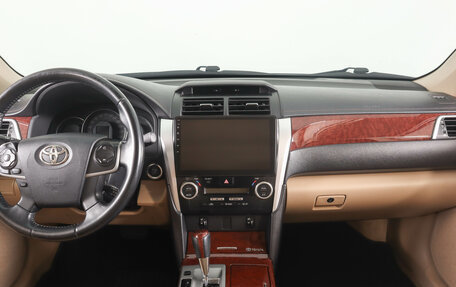 Toyota Camry, 2012 год, 1 999 000 рублей, 15 фотография