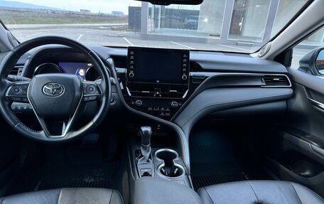 Toyota Camry, 2021 год, 2 850 000 рублей, 7 фотография