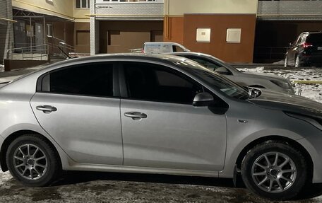 KIA Rio IV, 2017 год, 1 380 000 рублей, 10 фотография