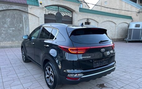 KIA Sportage IV рестайлинг, 2019 год, 2 550 000 рублей, 2 фотография