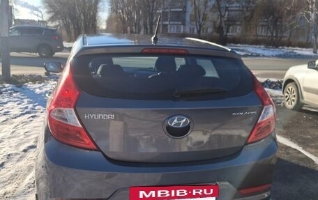 Hyundai Solaris II рестайлинг, 2015 год, 1 150 000 рублей, 2 фотография