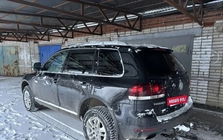 Volkswagen Touareg III, 2010 год, 2 050 000 рублей, 8 фотография