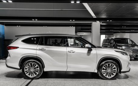 Toyota Highlander, 2025 год, 6 290 000 рублей, 4 фотография