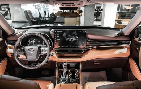 Toyota Highlander, 2025 год, 6 290 000 рублей, 14 фотография