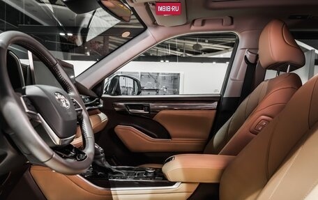 Toyota Highlander, 2025 год, 6 290 000 рублей, 9 фотография