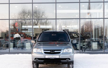 Chevrolet Niva I рестайлинг, 2011 год, 500 000 рублей, 3 фотография