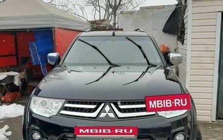 Mitsubishi Pajero Sport II рестайлинг, 2013 год, 2 050 000 рублей, 3 фотография